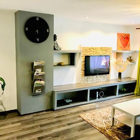 Zuzu'S Home Rîşnov المظهر الخارجي الصورة