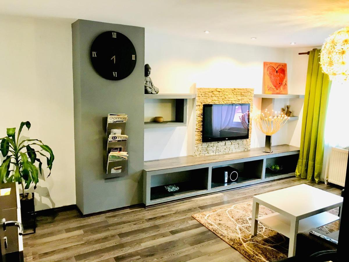 Zuzu'S Home Rîşnov المظهر الخارجي الصورة